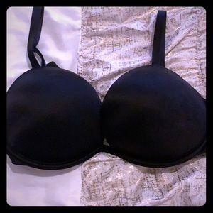 Black, Victoria’s Secret pink bra